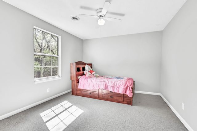 1737 Broadripple Dr, Clarksville, TN 37042