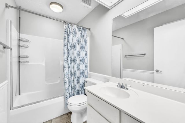 1737 Broadripple Dr, Clarksville, TN 37042