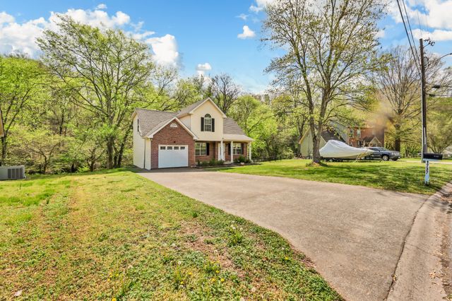 1737 Broadripple Dr, Clarksville, TN 37042