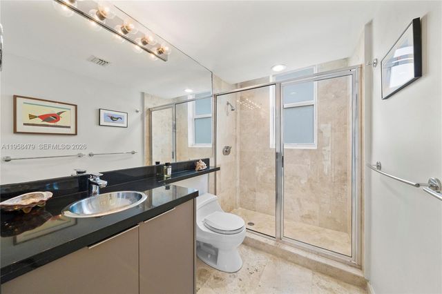 200 Ocean Dr 5D, Miami Beach, FL 33139