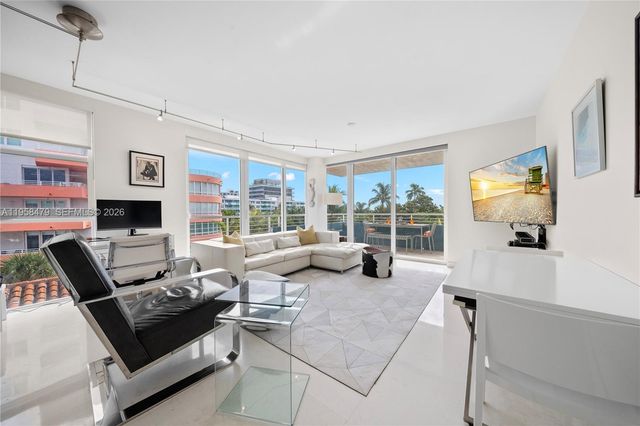 200 Ocean Dr 5D, Miami Beach, FL 33139