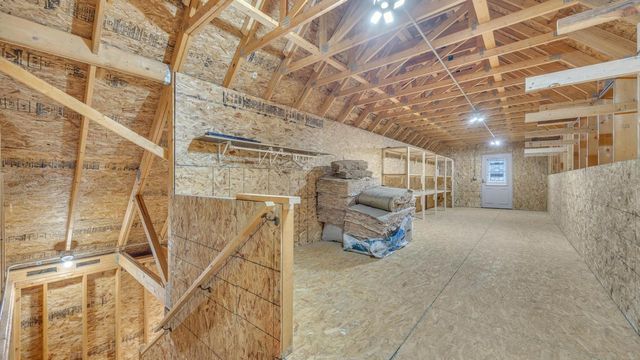 8210 Kettle View DRIVE, Kewaskum, WI 53040