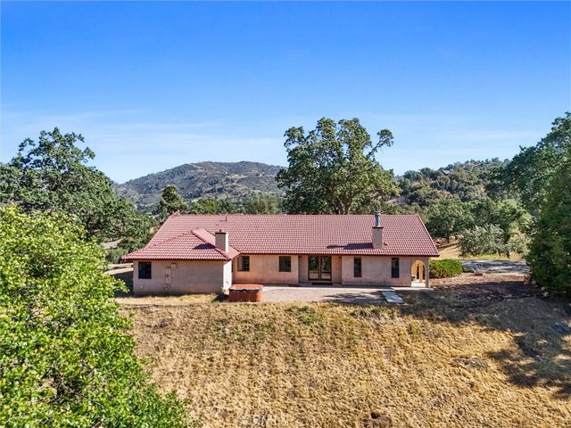 23921 Parke Court, Tehachapi, CA 93561