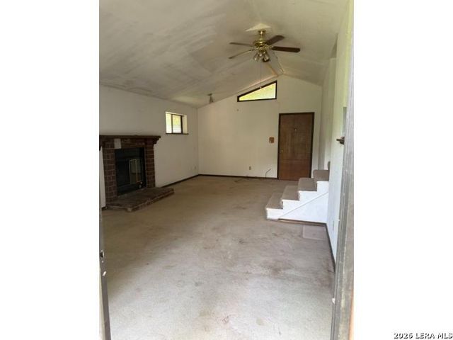 709 RIDGECLIFF DR, New Braunfels, TX 78130