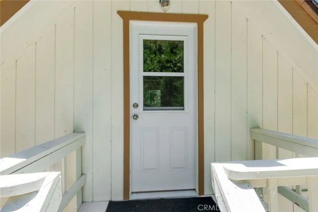 901 Ca-173, Lake Arrowhead, CA 92352