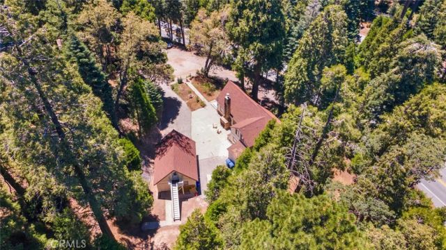 901 Ca-173, Lake Arrowhead, CA 92352