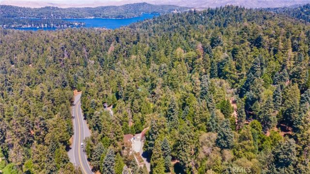 901 Ca-173, Lake Arrowhead, CA 92352