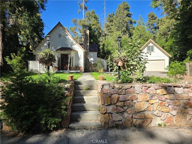 901 Ca-173, Lake Arrowhead, CA 92352