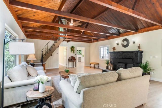 901 Ca-173, Lake Arrowhead, CA 92352