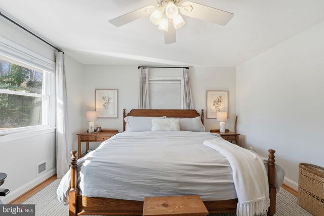 7001 ARBOR LN, Mclean, VA 22101