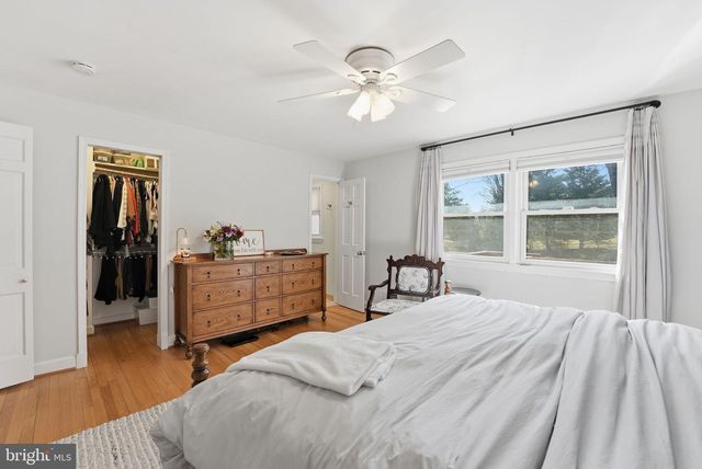 7001 ARBOR LN, Mclean, VA 22101