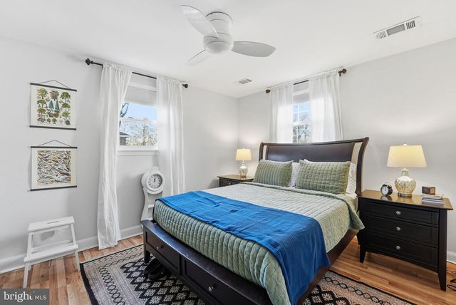 7001 ARBOR LN, Mclean, VA 22101