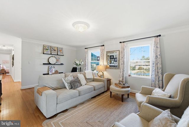 7001 ARBOR LN, Mclean, VA 22101