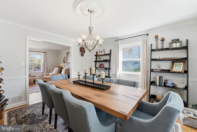 7001 ARBOR LN, Mclean, VA 22101