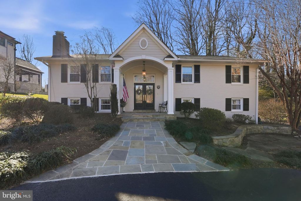 7001 ARBOR LN, Mclean, VA 22101