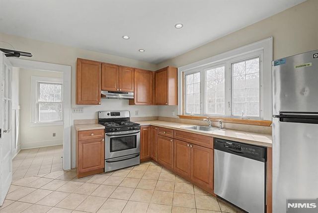 0-93 Whitehall Street, Fair Lawn, NJ 07410