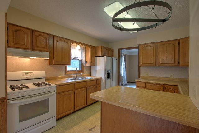 5456 Adams Street, Mounds View, MN 55112
