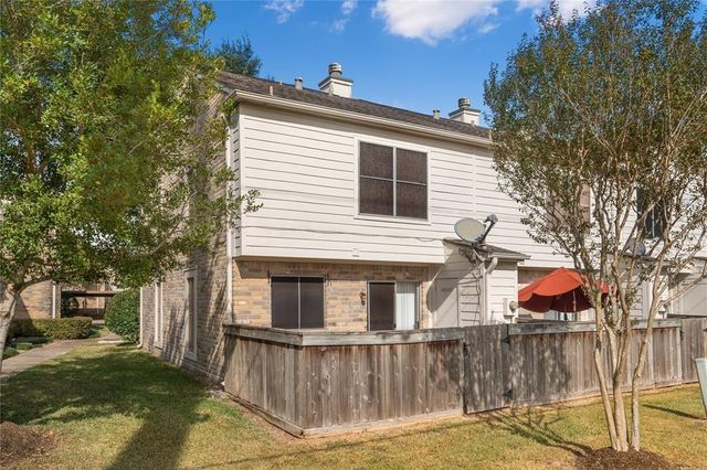 2810 Grants Lake Boulevard 801, Sugar Land, TX 77479