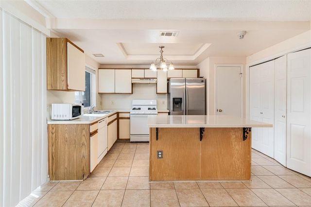 2810 Grants Lake Boulevard 801, Sugar Land, TX 77479