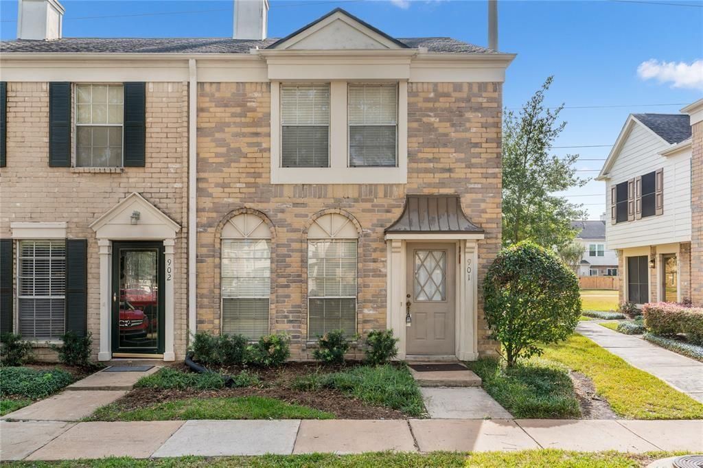 2810 Grants Lake Boulevard 801, Sugar Land, TX 77479