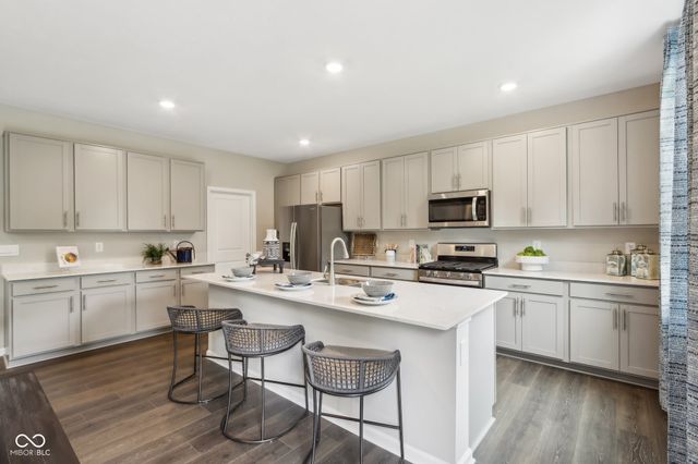 810 Pearl Street, Whiteland, IN 46184