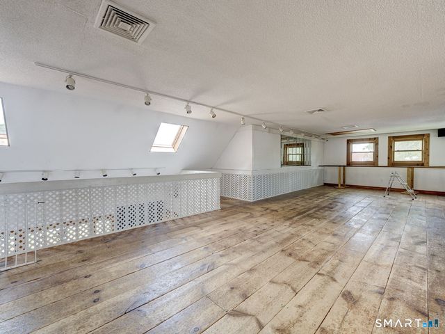 596 Main Street, Somers, CT 06071