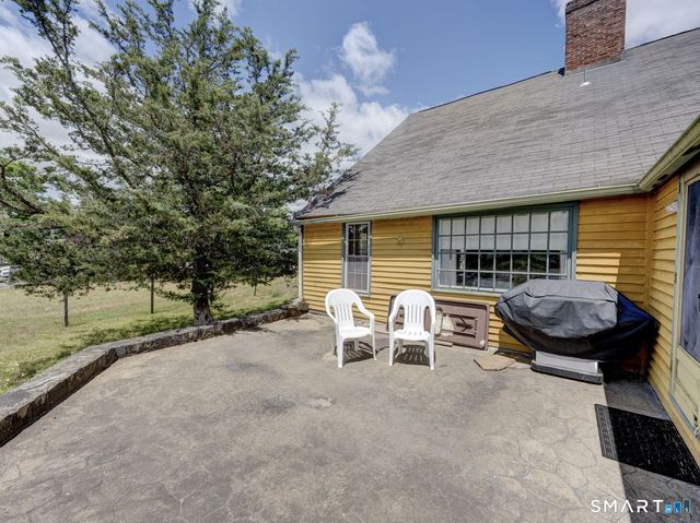 596 Main Street, Somers, CT 06071