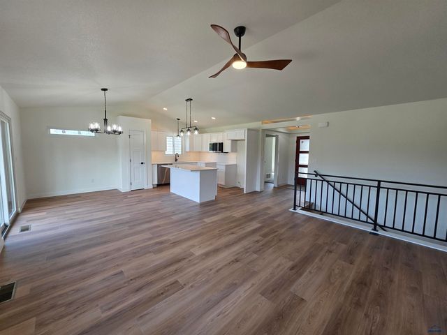 1060 QUINN DRIVE, Hill City, SD 57745