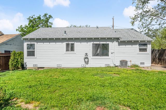 976 Acacia Ave, Sacramento, CA 95815