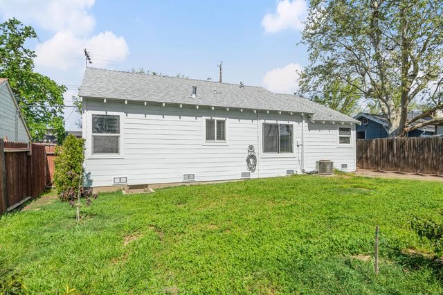 976 Acacia Ave, Sacramento, CA 95815
