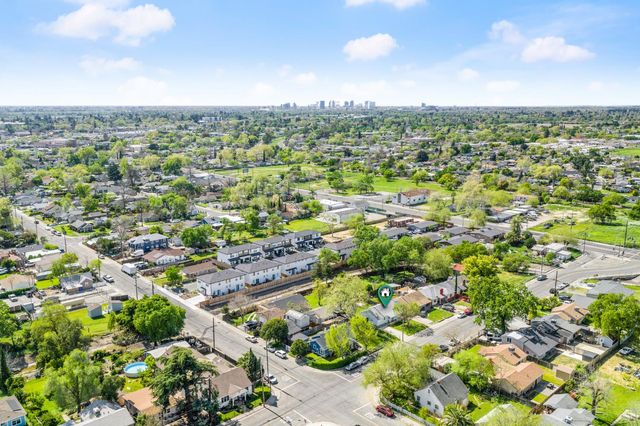 976 Acacia Ave, Sacramento, CA 95815