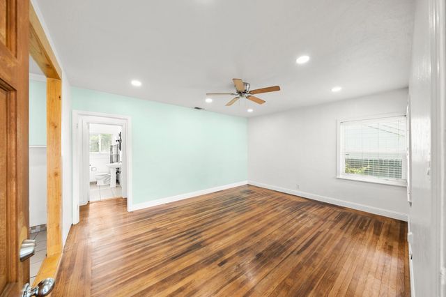 976 Acacia Ave, Sacramento, CA 95815