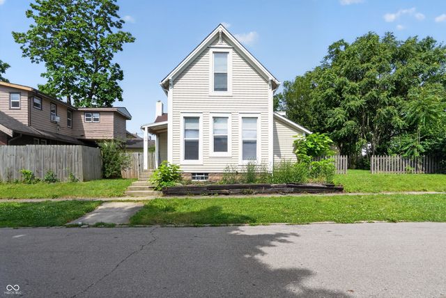14 Wood Street, Greenfield, IN 46140