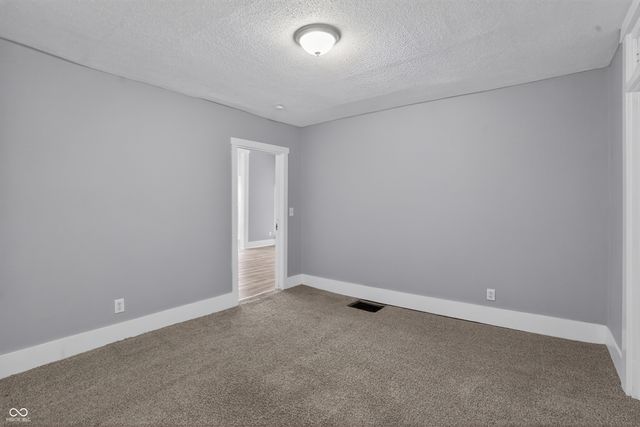 14 Wood Street, Greenfield, IN 46140
