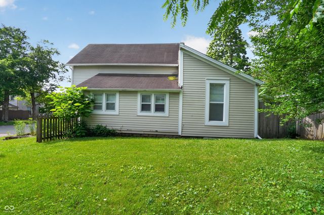 14 Wood Street, Greenfield, IN 46140