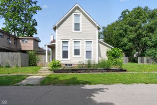 14 Wood Street, Greenfield, IN 46140