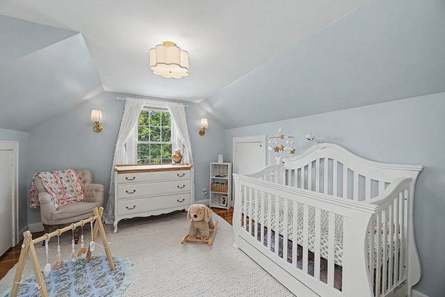 9 Macdonald Circle, Walpole, MA 02081