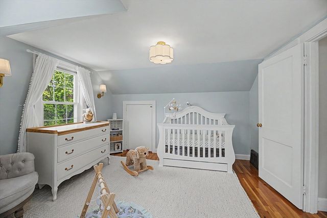 9 Macdonald Circle, Walpole, MA 02081