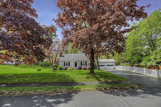 9 Macdonald Circle, Walpole, MA 02081