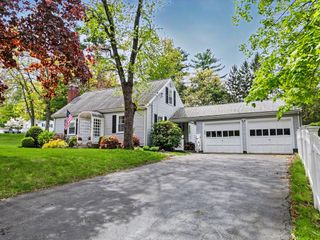 9 Macdonald Circle, Walpole, MA 02081
