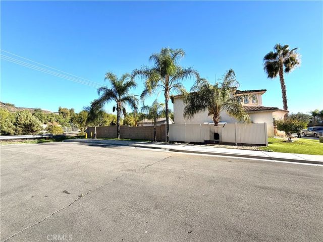 41897 Black Mountain, Murrieta, CA 92562