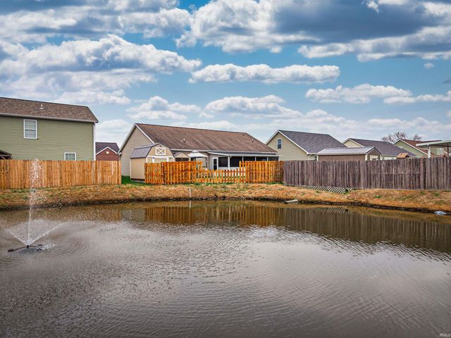 1870 Sandal Way, Newburgh, IN 47630