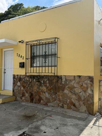 7842 NW 5th Avenue FRONT, Miami, FL 33150