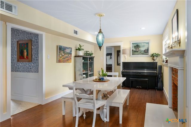 211 W Mimosa Circle, San Marcos, TX 78666