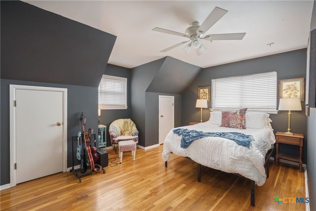 211 W Mimosa Circle, San Marcos, TX 78666