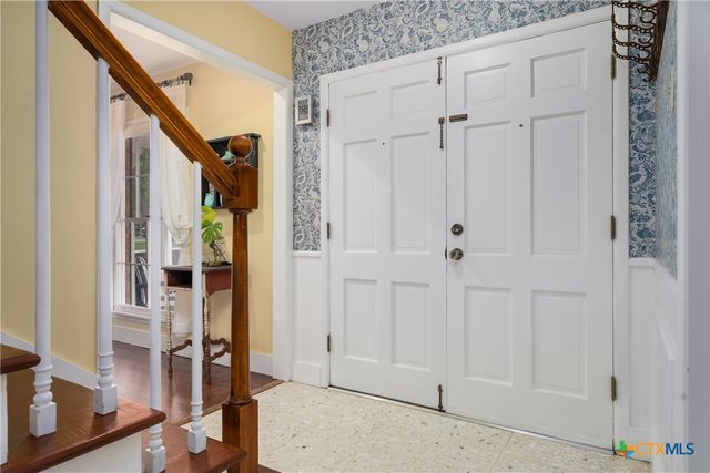 211 W Mimosa Circle, San Marcos, TX 78666