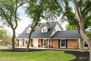 211 W Mimosa Circle, San Marcos, TX 78666