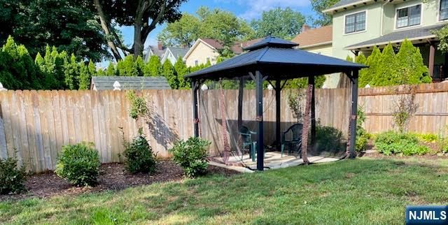 99 Morse Avenue, Rutherford, NJ 07070