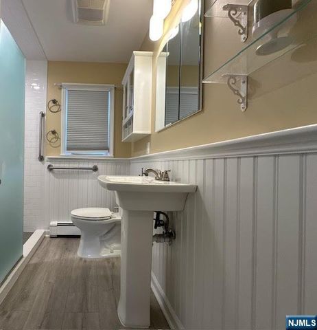 99 Morse Avenue, Rutherford, NJ 07070