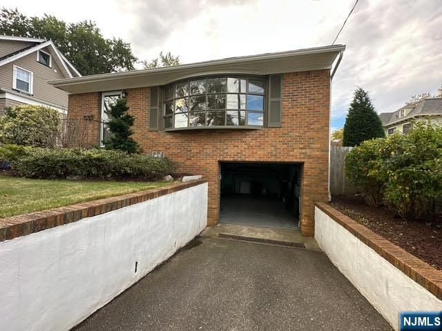 99 Morse Avenue, Rutherford, NJ 07070